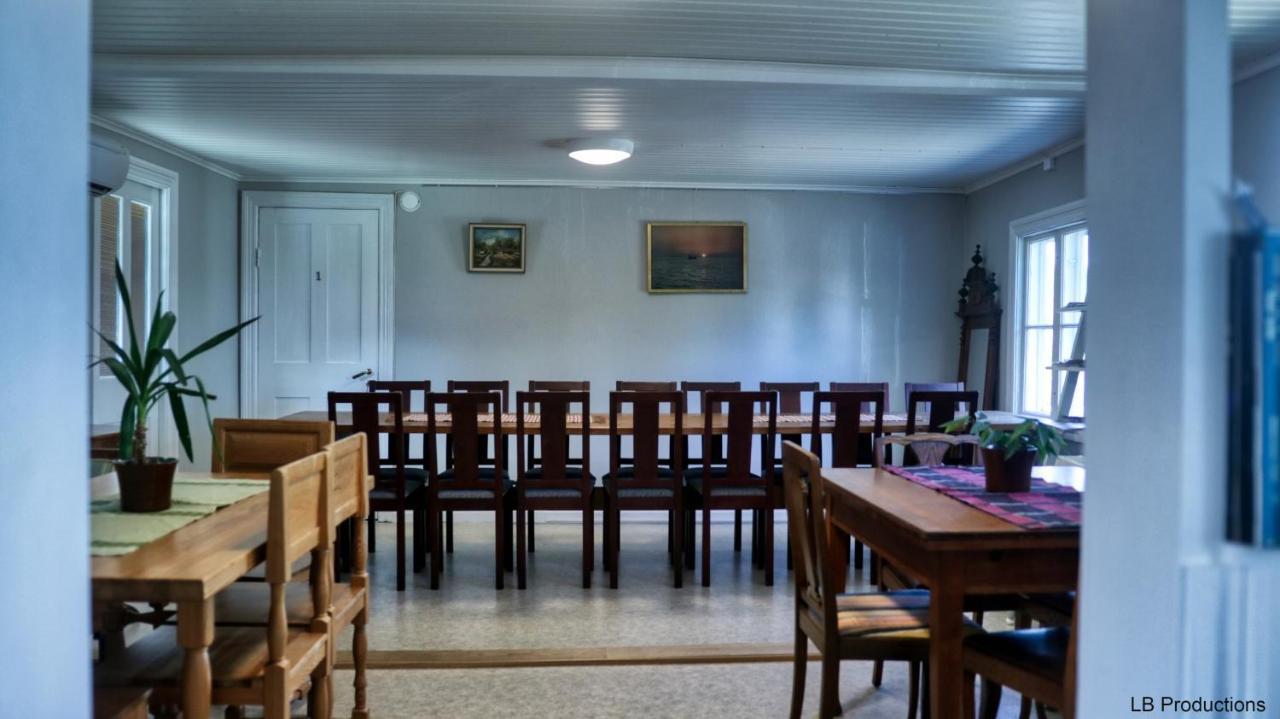 Apelviksgarden B&B 瓦尔贝里 外观 照片
