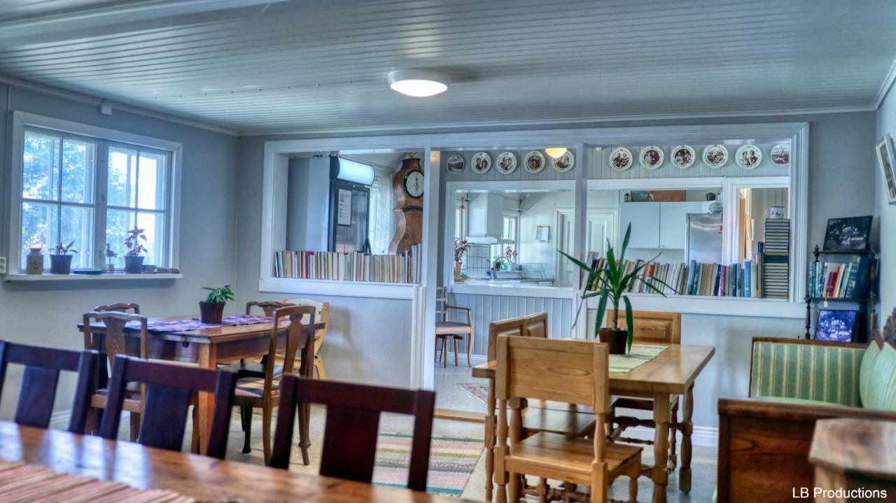 Apelviksgarden B&B 瓦尔贝里 外观 照片