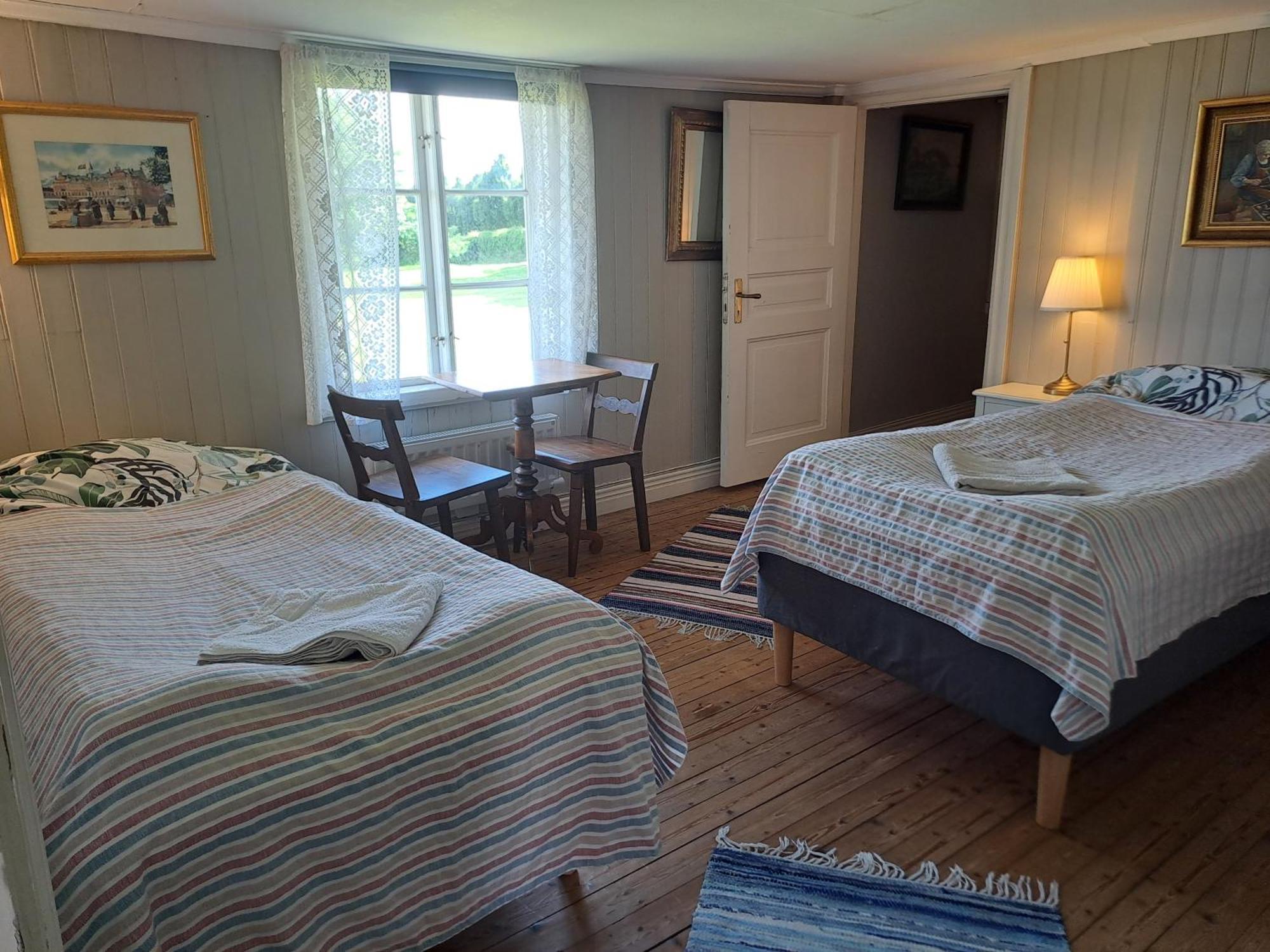 Apelviksgarden B&B 瓦尔贝里 外观 照片